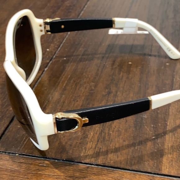 Gucci Ivory shades